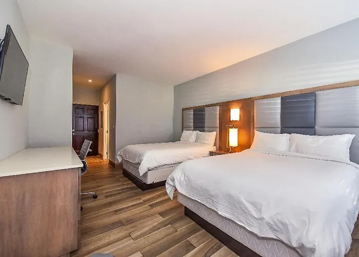 Hidden Haven II - 2 Bed Studio Condo