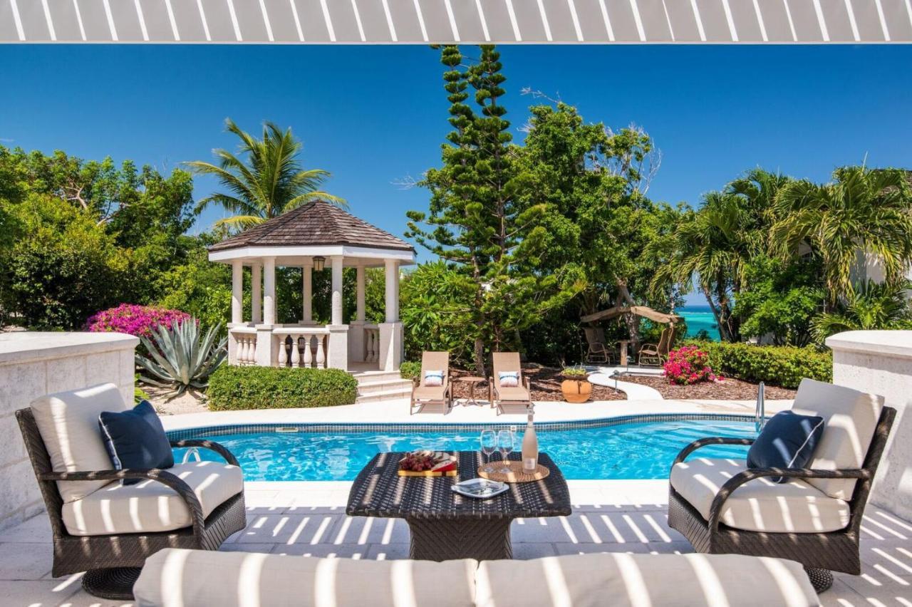 With Sea View Villa *