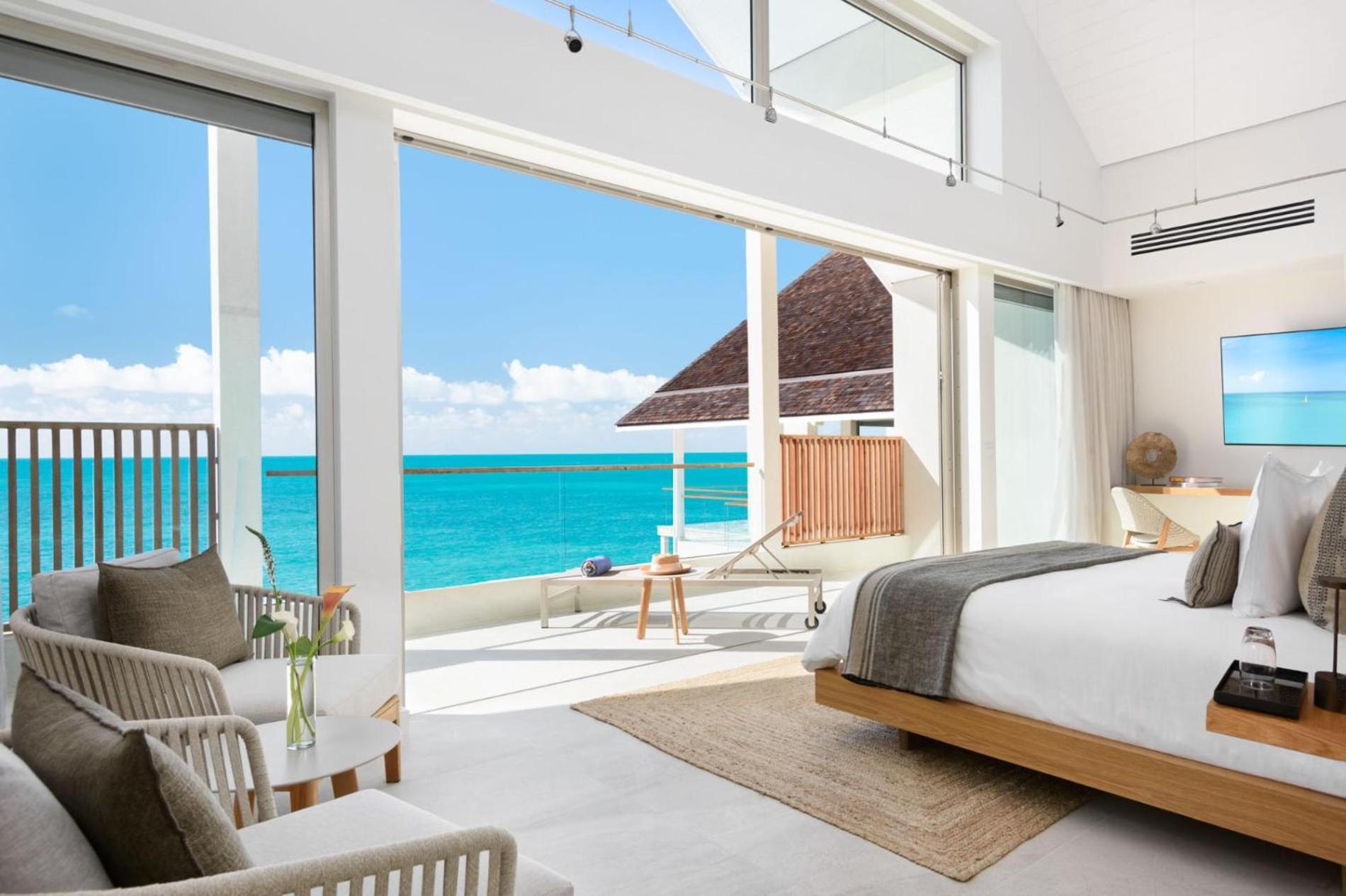 Villa La South, Luxury Oceanfront On Sapodilla Bay Taylor Bay Beach