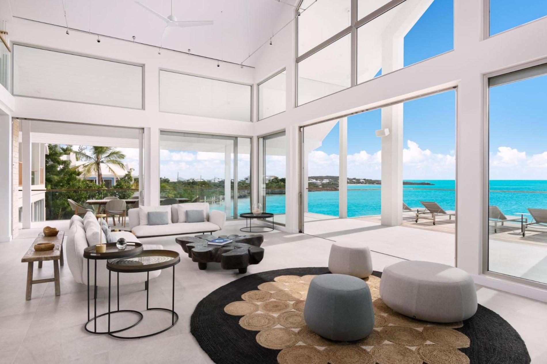 Villa La South, Luxury Oceanfront On Sapodilla Bay Taylor Bay Beach