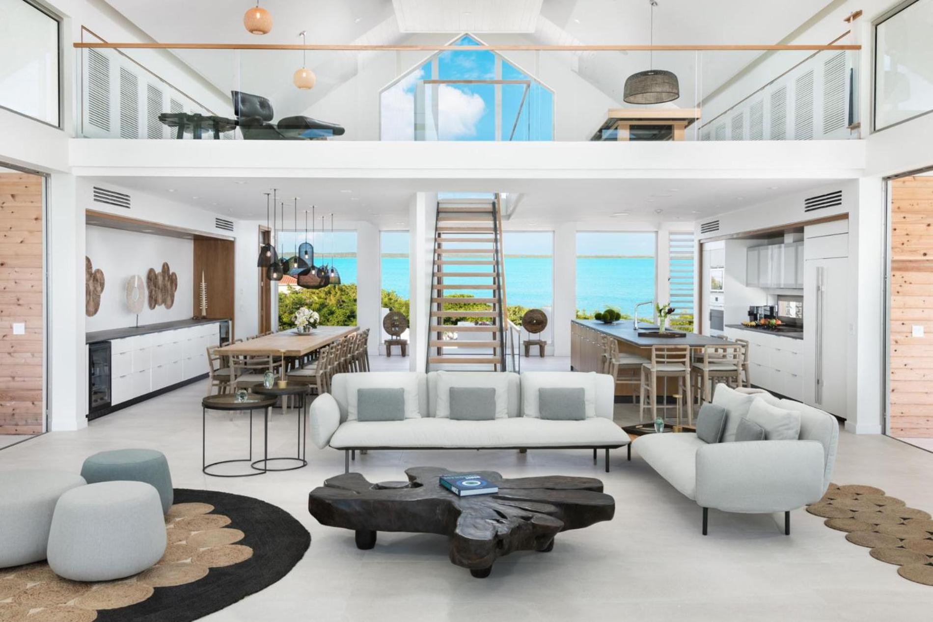 La South, Luxury Oceanfront On Sapodilla Bay Villa