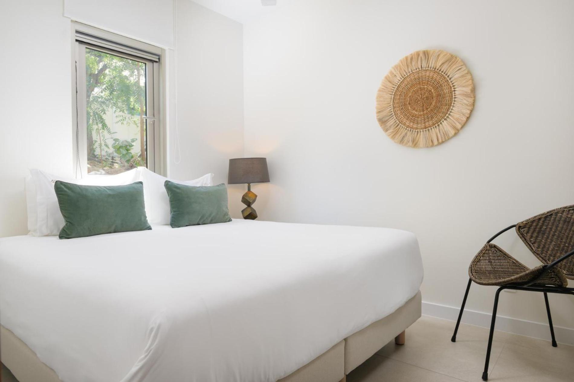 La South, Luxury Oceanfront On Sapodilla Bay *