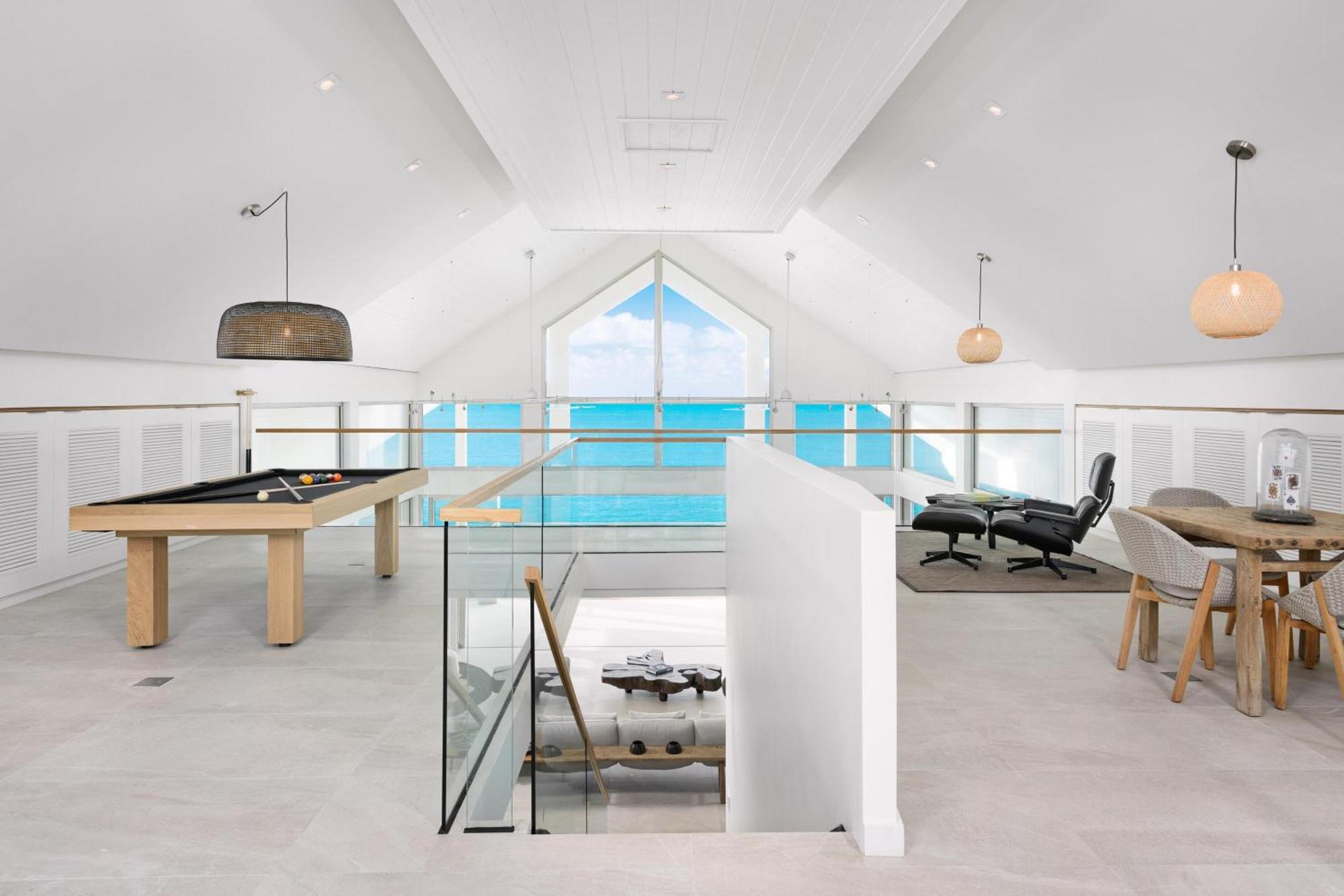 La South, Luxury Oceanfront On Sapodilla Bay Villa Taylor Bay Beach