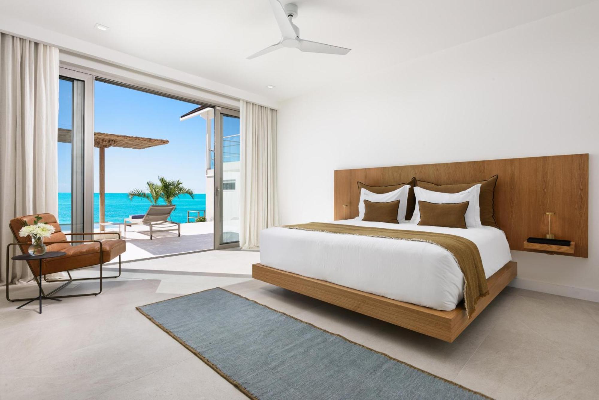 Villa La South, Luxury Oceanfront On Sapodilla Bay Taylor Bay Beach