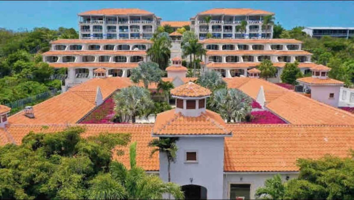 Private Poolside, Loft-like With Panoramic Grace Bay Views, Walk To Beach, Restaurants, & Marina!
