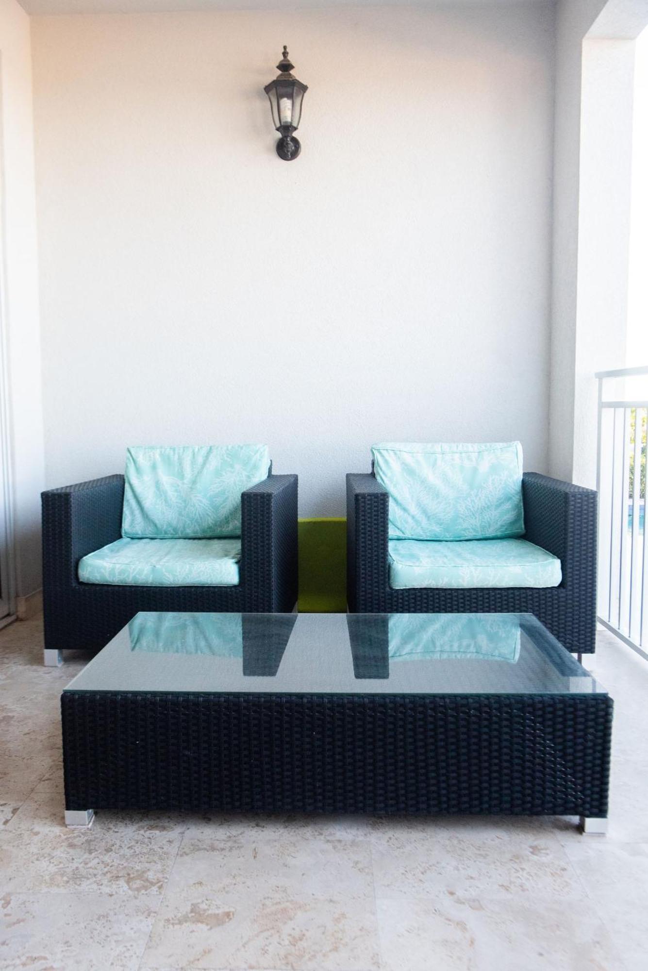 Private Poolside, Loft-like With Panoramic Grace Bay Views, Walk To Beach, Restaurants, & Marina! * Turtle Cove
