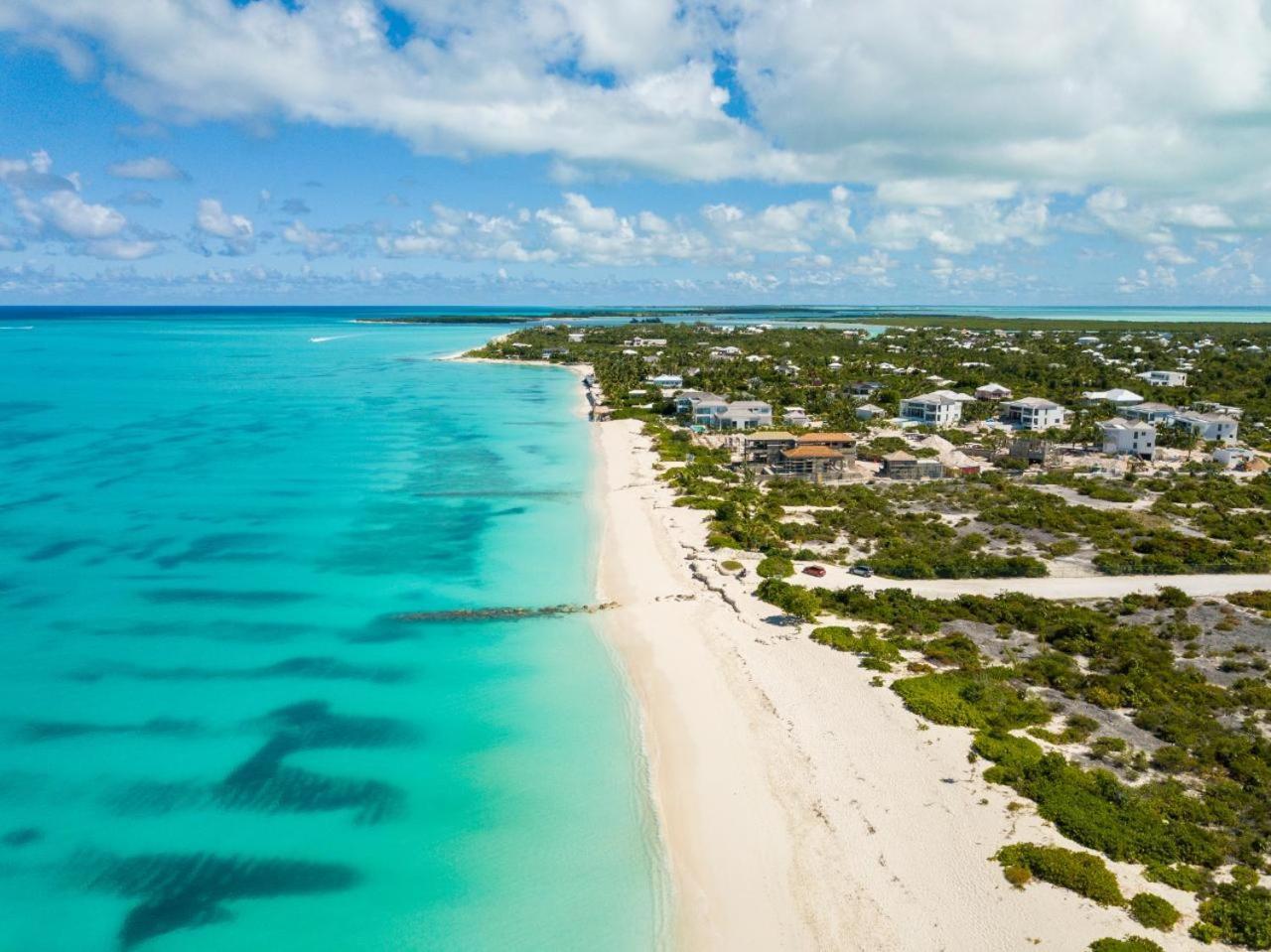 Private Poolside, Loft-like With Panoramic Grace Bay Views, Walk To Beach, Restaurants, & Marina!