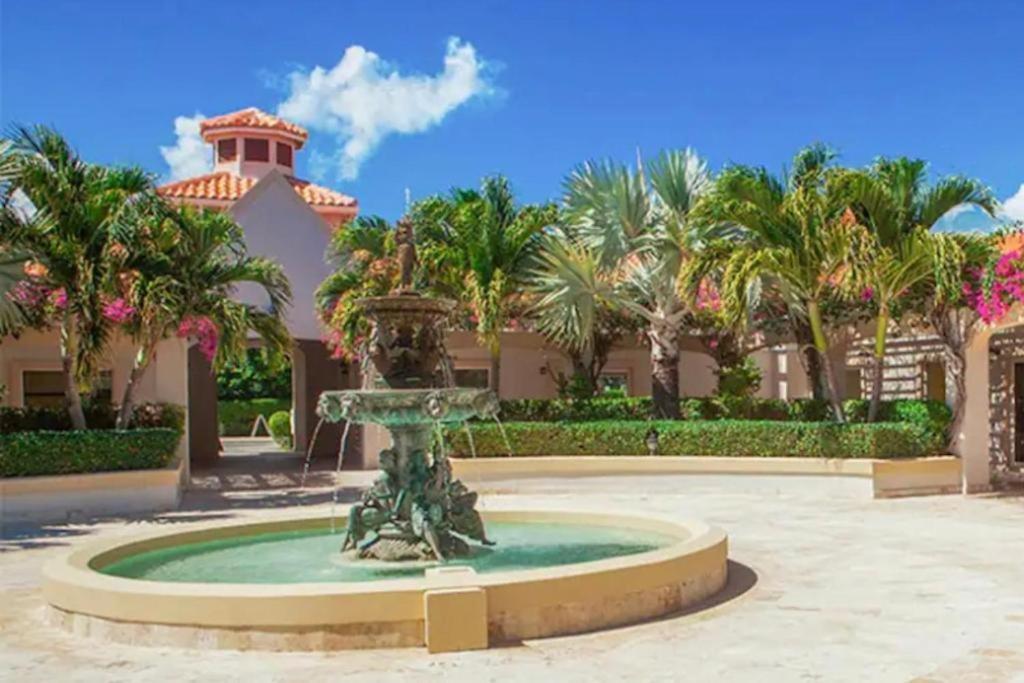 Private Poolside, Loft-like With Panoramic Grace Bay Views, Walk To Beach, Restaurants, & Marina! *
