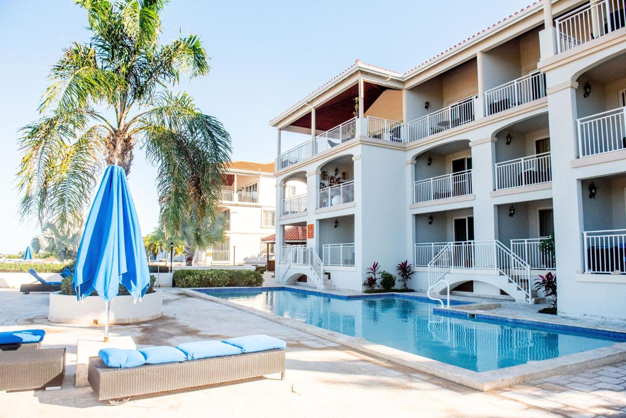 Private Poolside, Loft-like With Panoramic Grace Bay Views, Walk To Beach, Restaurants, & Marina! * Turtle Cove
