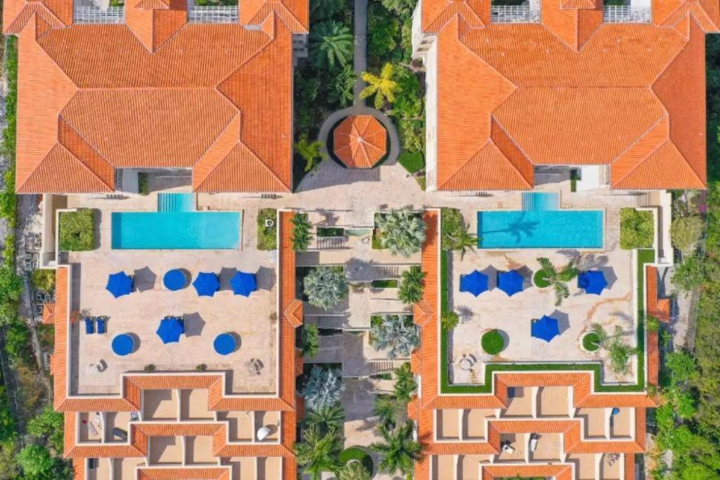 Private Poolside, Loft-like With Panoramic Grace Bay Views, Walk To Beach, Restaurants, & Marina! Apartment *