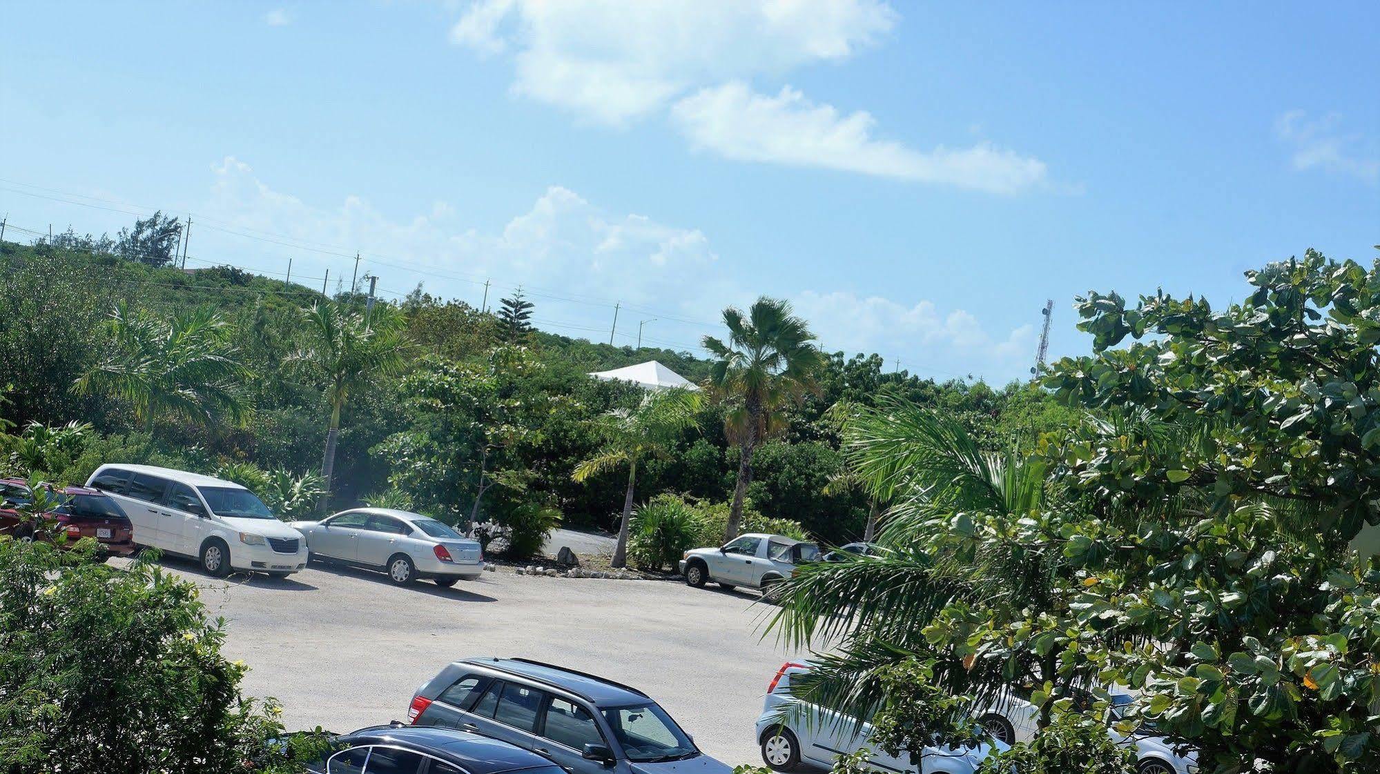 Carib Club Grace Bay