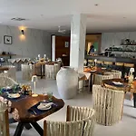 The Oasis At Grace Bay