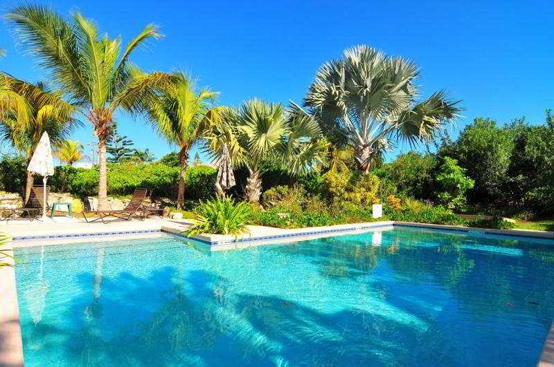 Hotel Trade Winds Condotel Grace Bay