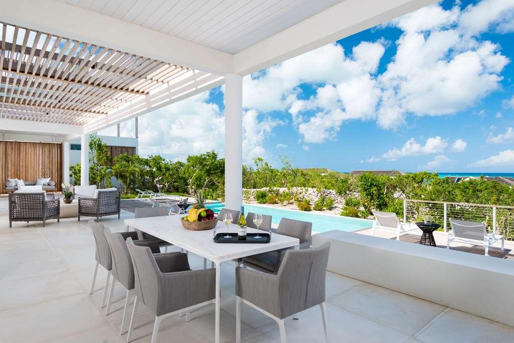 Enclave North Shore 5* Turtle Cove