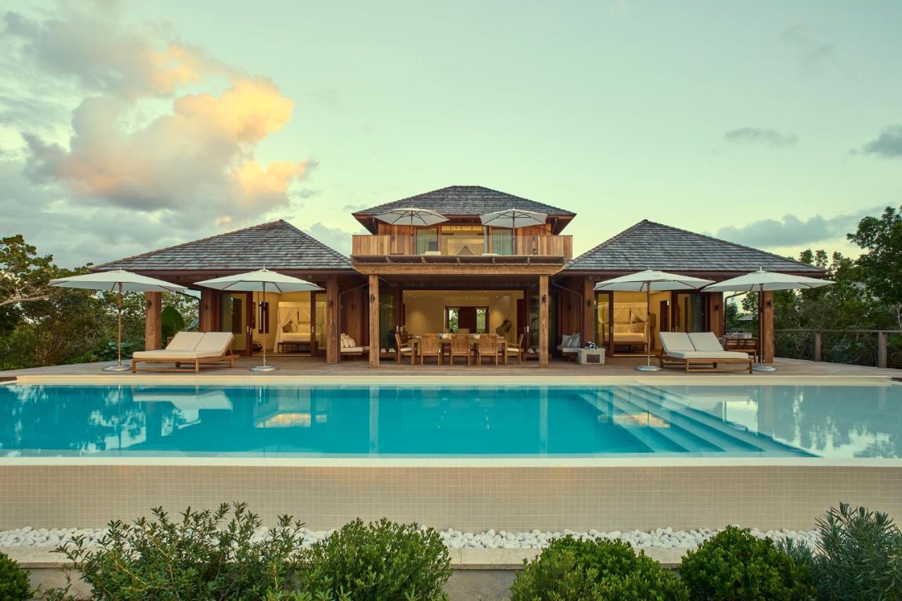 Parrot Cay