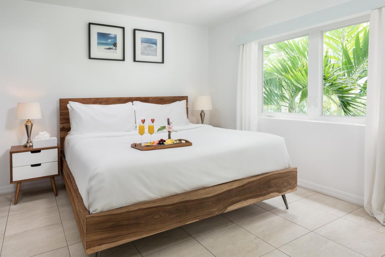 Hotel The Oasis At Grace Bay