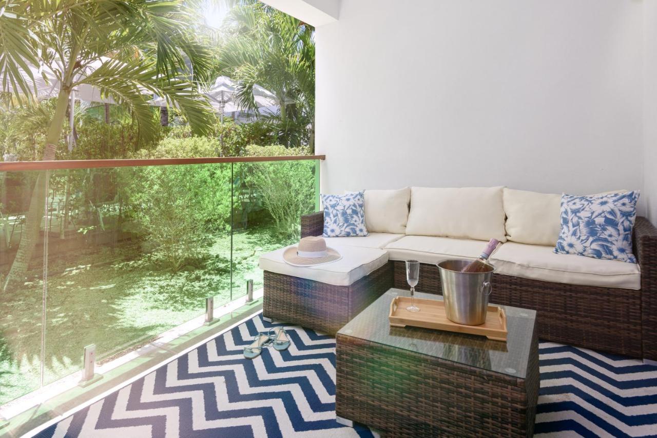 The Oasis At Hotel
