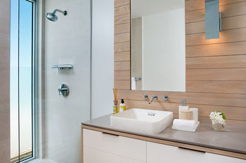 Enclave North Shore 5*