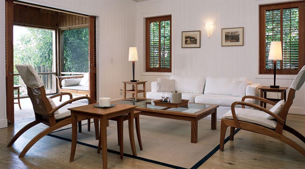 Parrot Cay 5* Five Cays Settlement