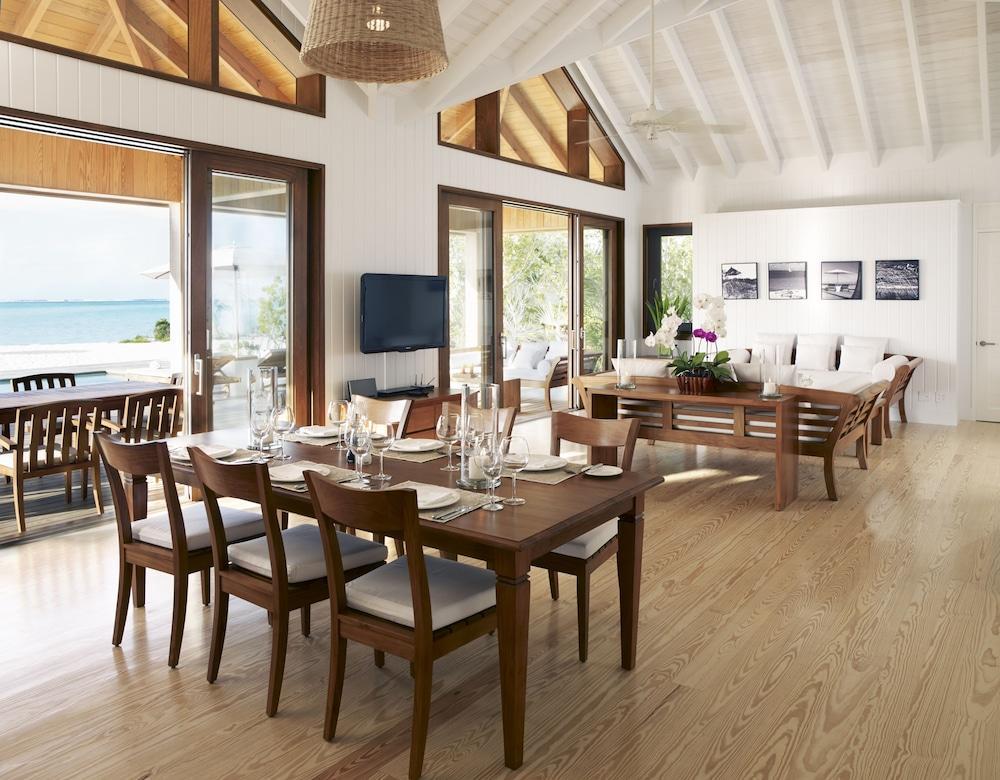 Parrot Cay Hotel Five Cays Settlement