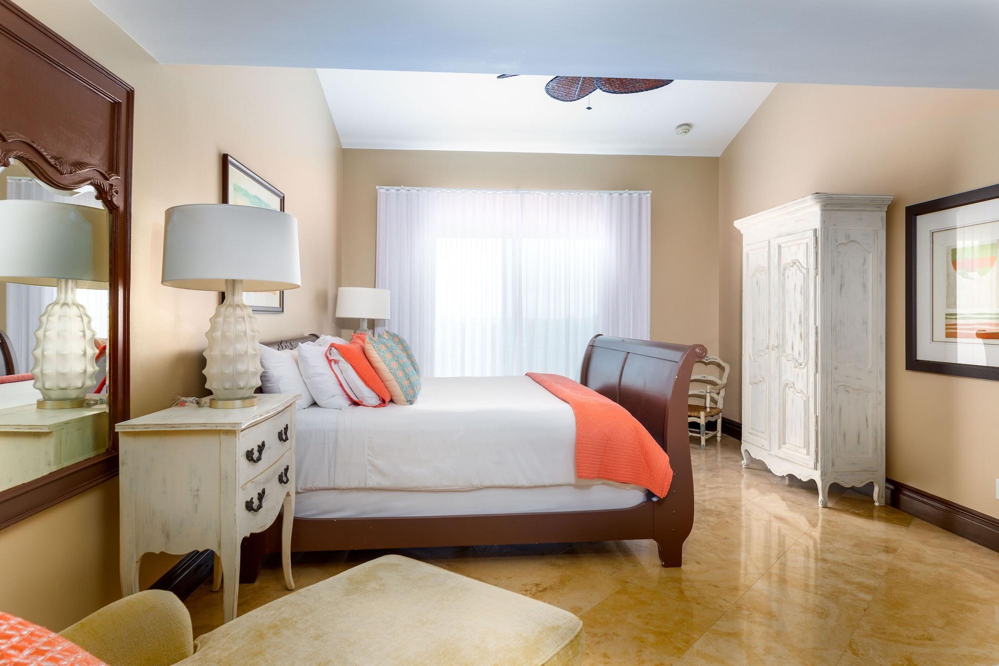 The Somerset On Hotel Grace Bay