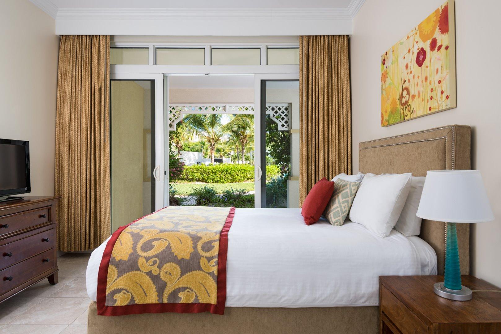 Alexandra Resort 4*