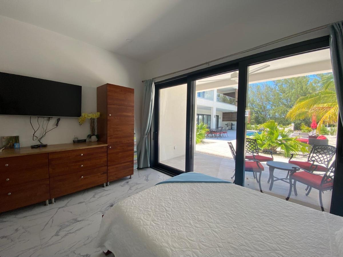 Resort Aqua Divina Long Bay
