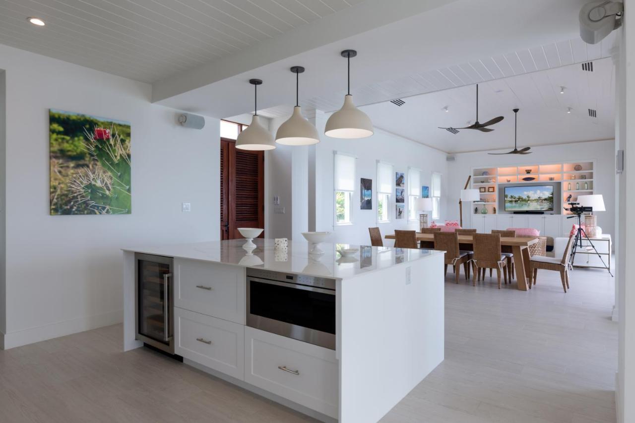 Resort Ambergris Cay Private Island - Pls Island Hopper Flight Included