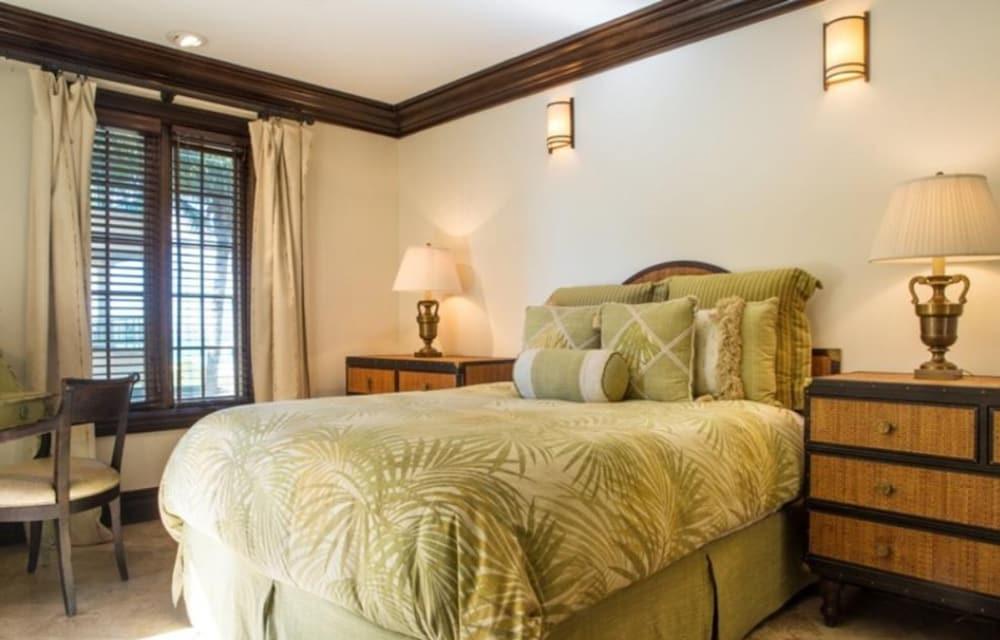 The Somerset On Grace Bay