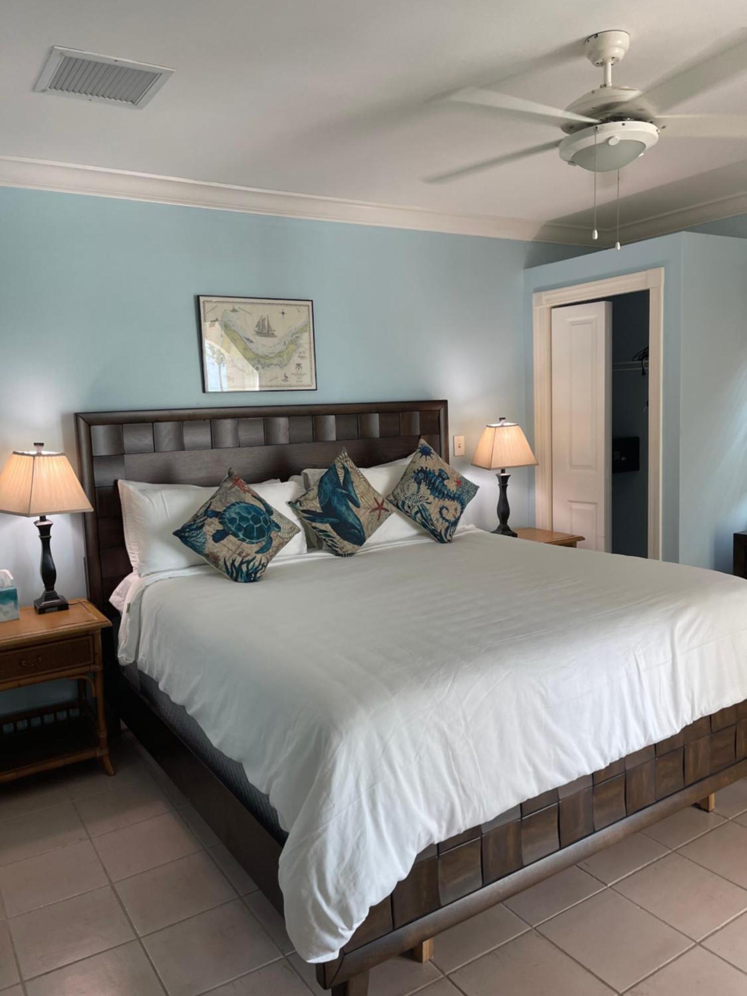 Northwest Point Apartment *