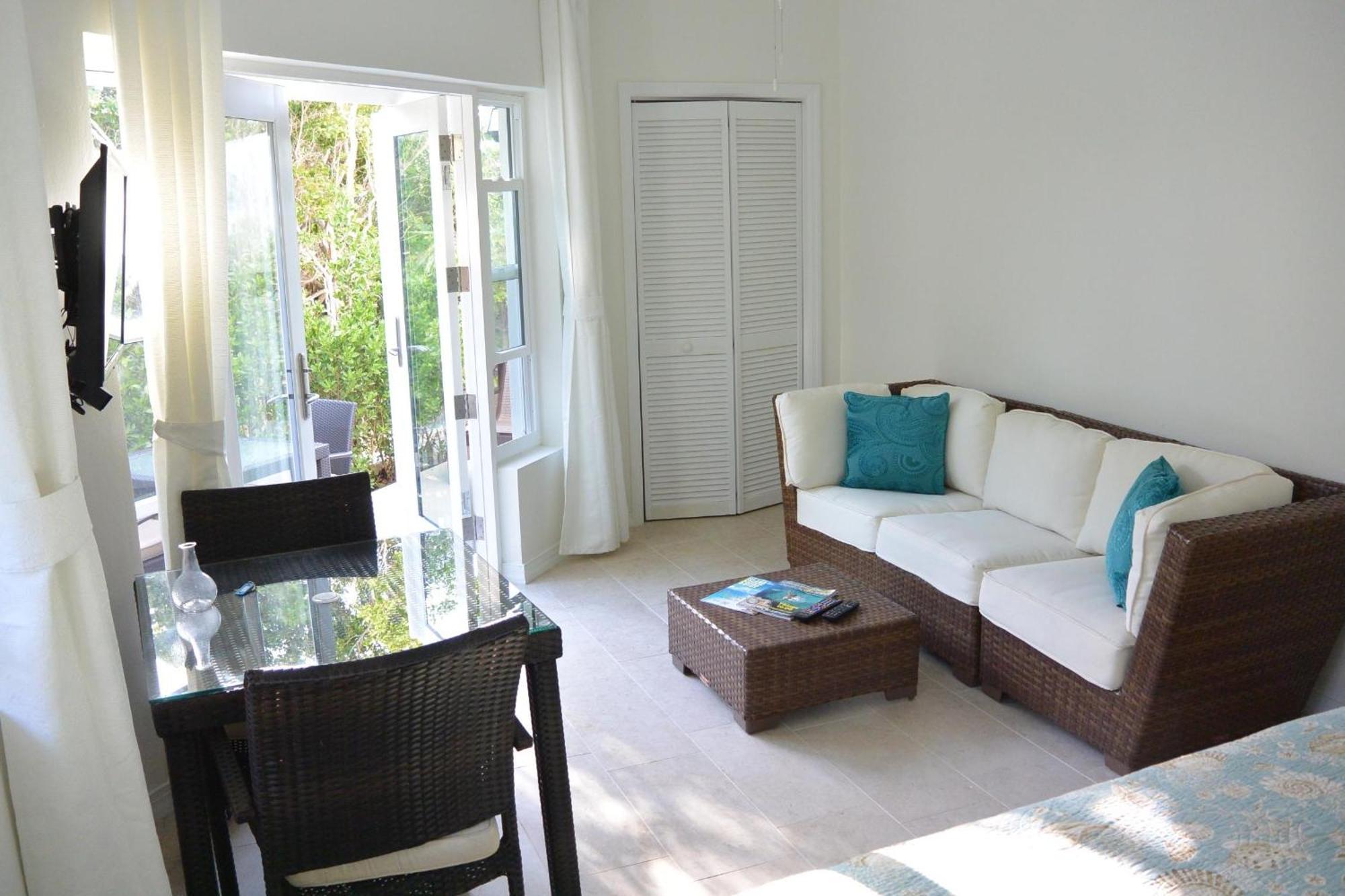 Resort Karana 4 Bedroom *