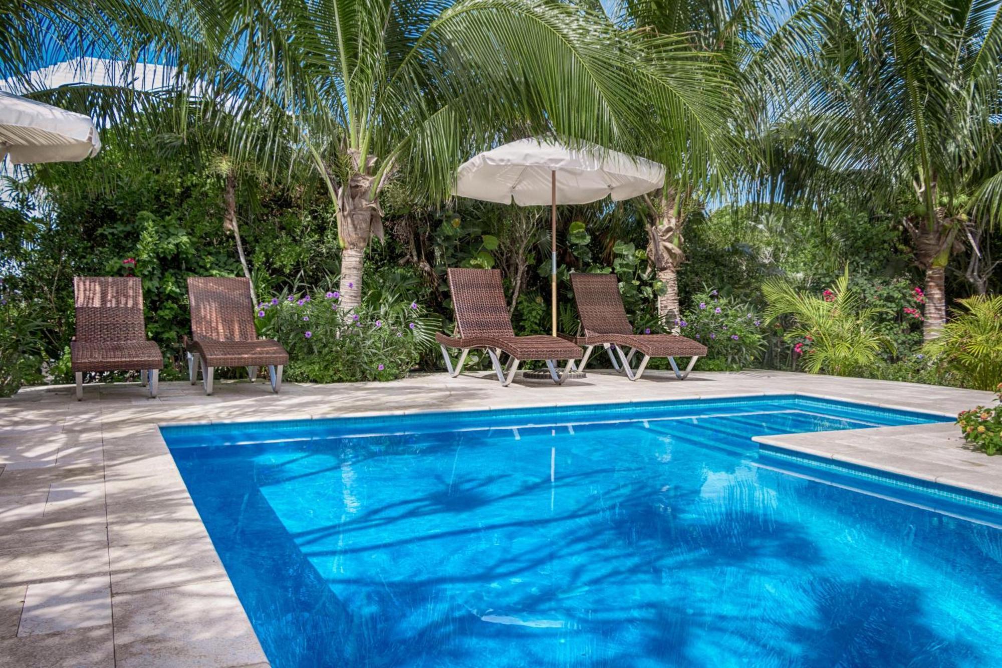 Resort Karana 4 Bedroom Long Bay