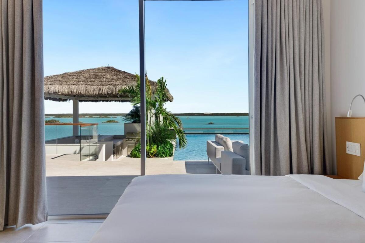 Turks & Caicos Islands Luxury Waterfront Villa Taylor Bay Beach