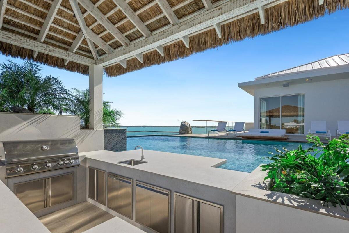 Villa Turks & Caicos Islands Luxury Waterfront *