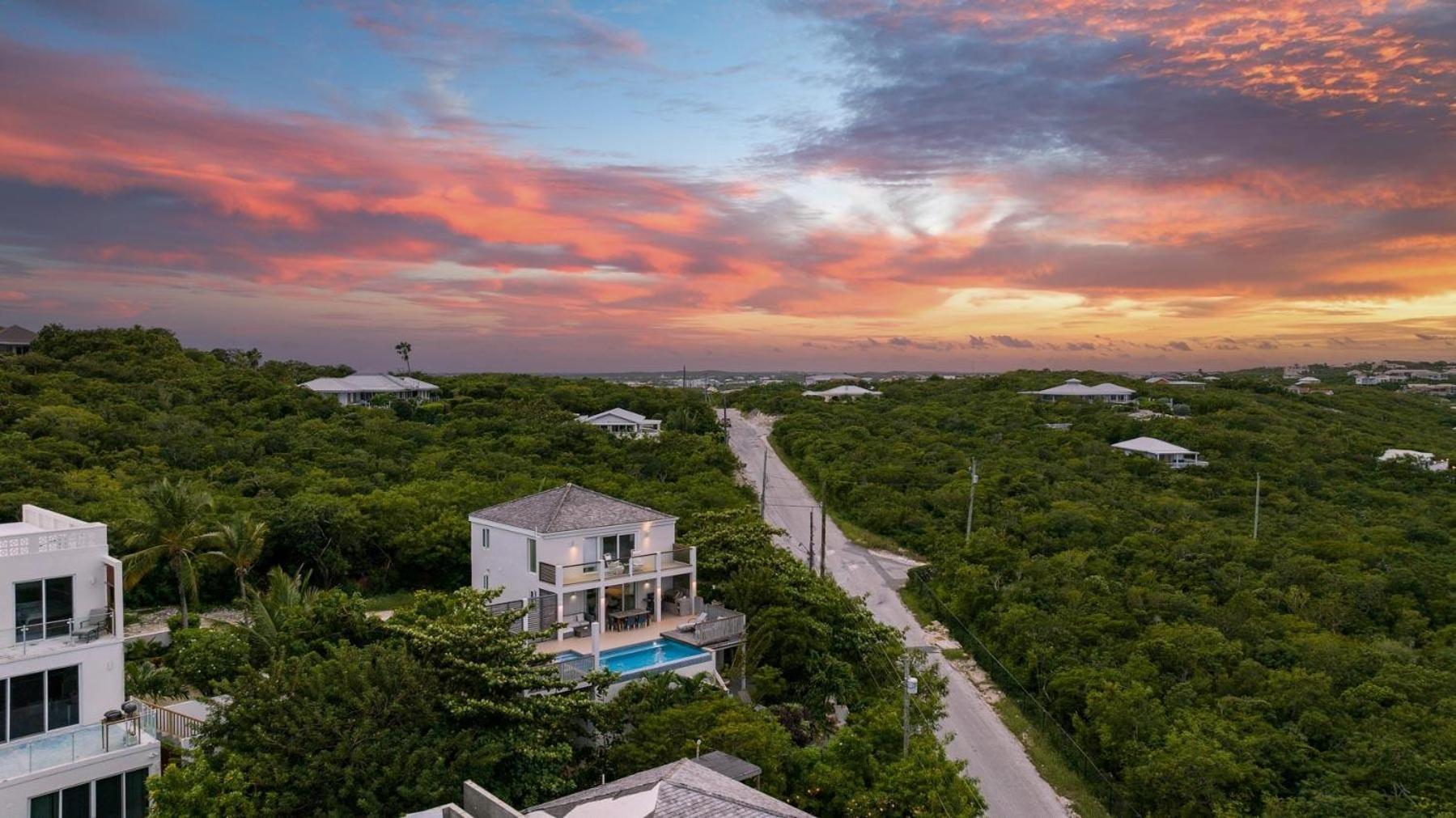 Villa Treehaus Paradise Overlooking Grace Bay *