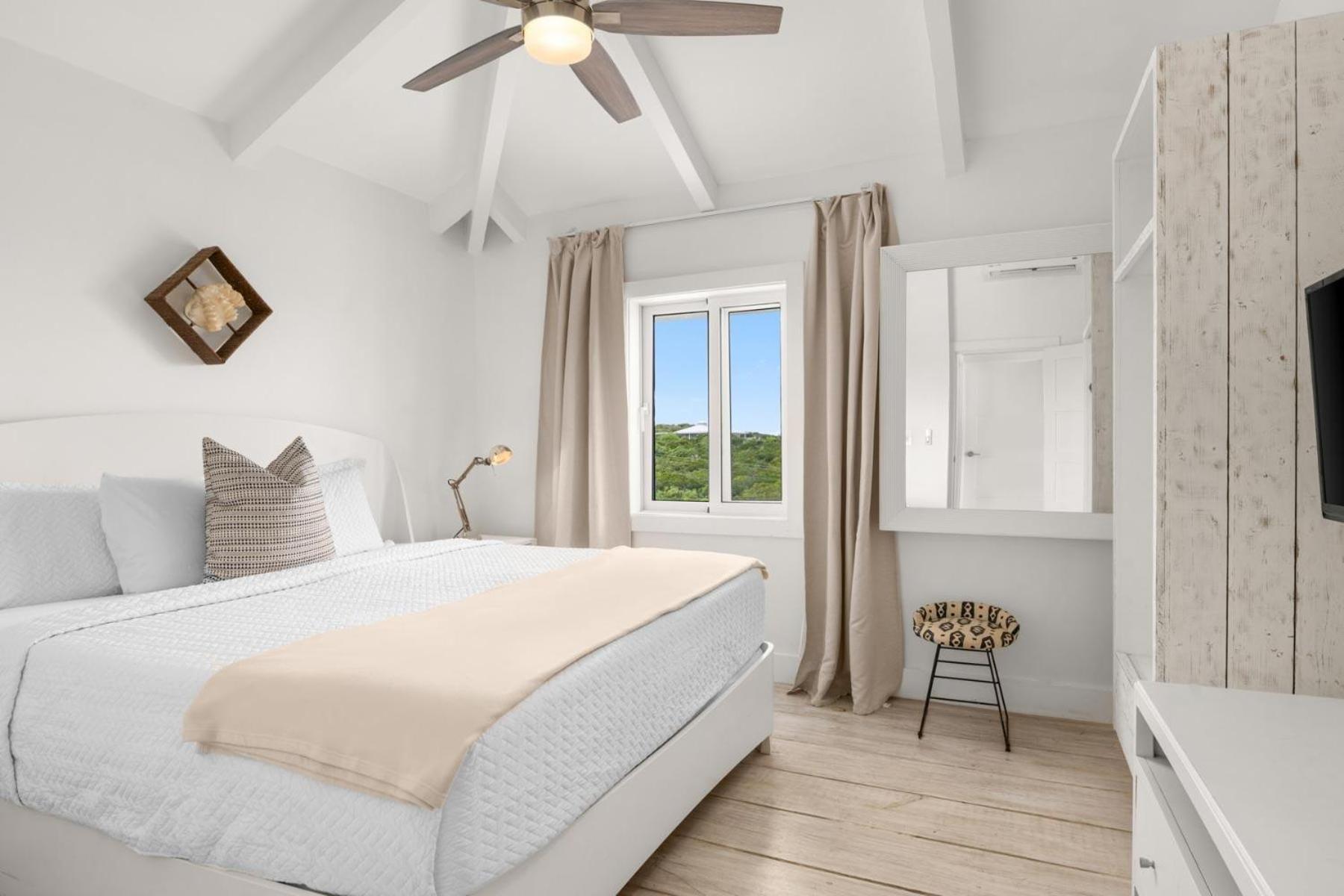 Treehaus Paradise Overlooking Grace Bay * Providenciales