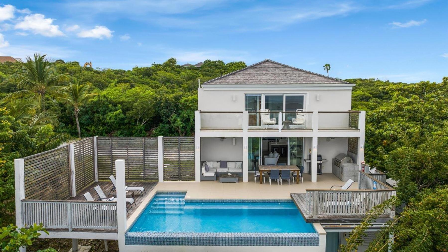 Treehaus Paradise Overlooking Grace Bay *