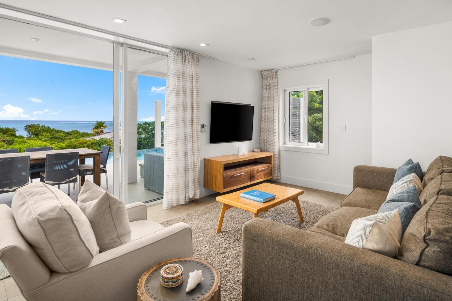 Treehaus Paradise Overlooking Grace Bay Villa Providenciales