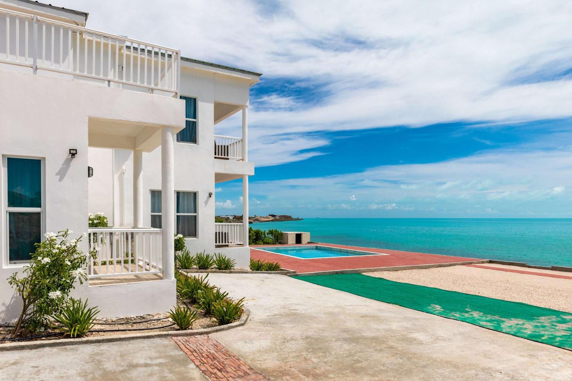 Apartment Oceanview Terrace Pool Access & Steps *