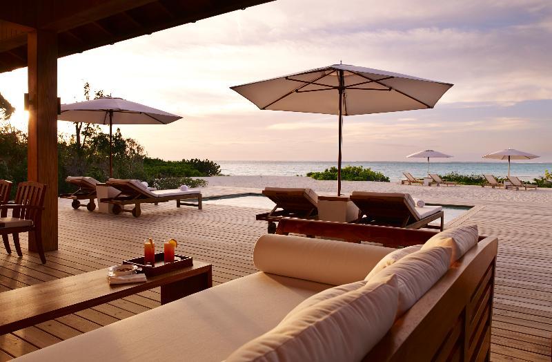 Parrot Cay Hotel Five Cays Settlement
