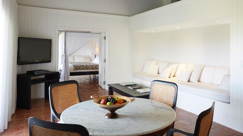 Parrot Cay 5* Five Cays Settlement