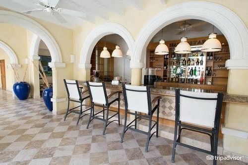 Renaissance 4*