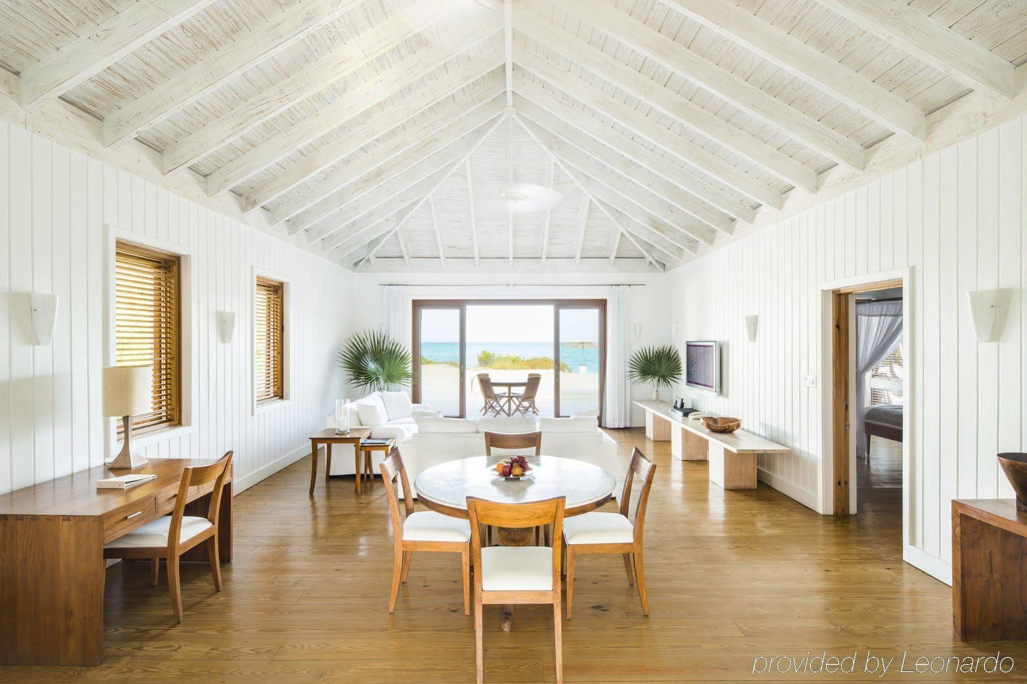 Parrot Cay Five Cays Settlement