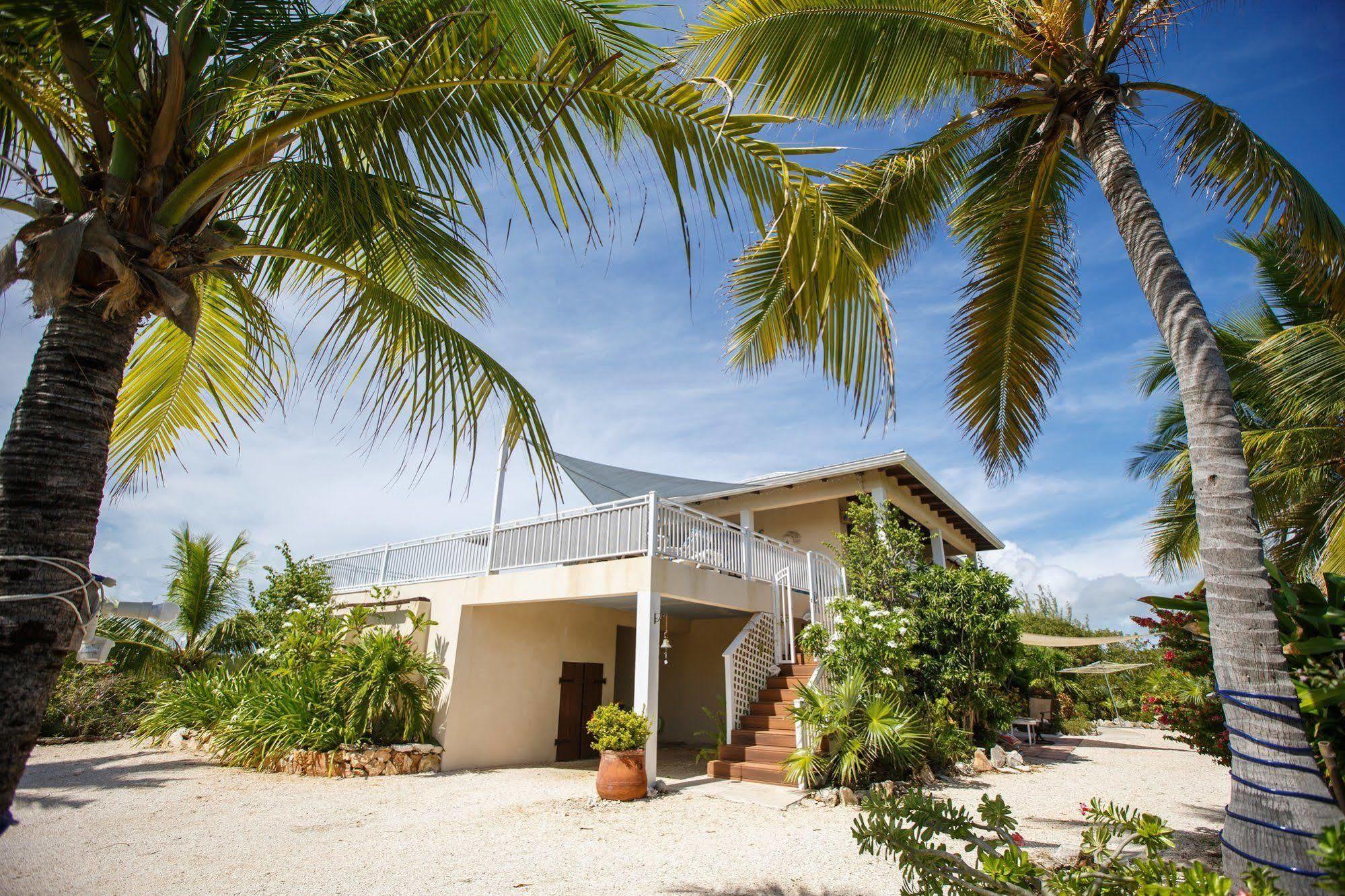 Casa De Isle Hotel Taylor Bay Beach