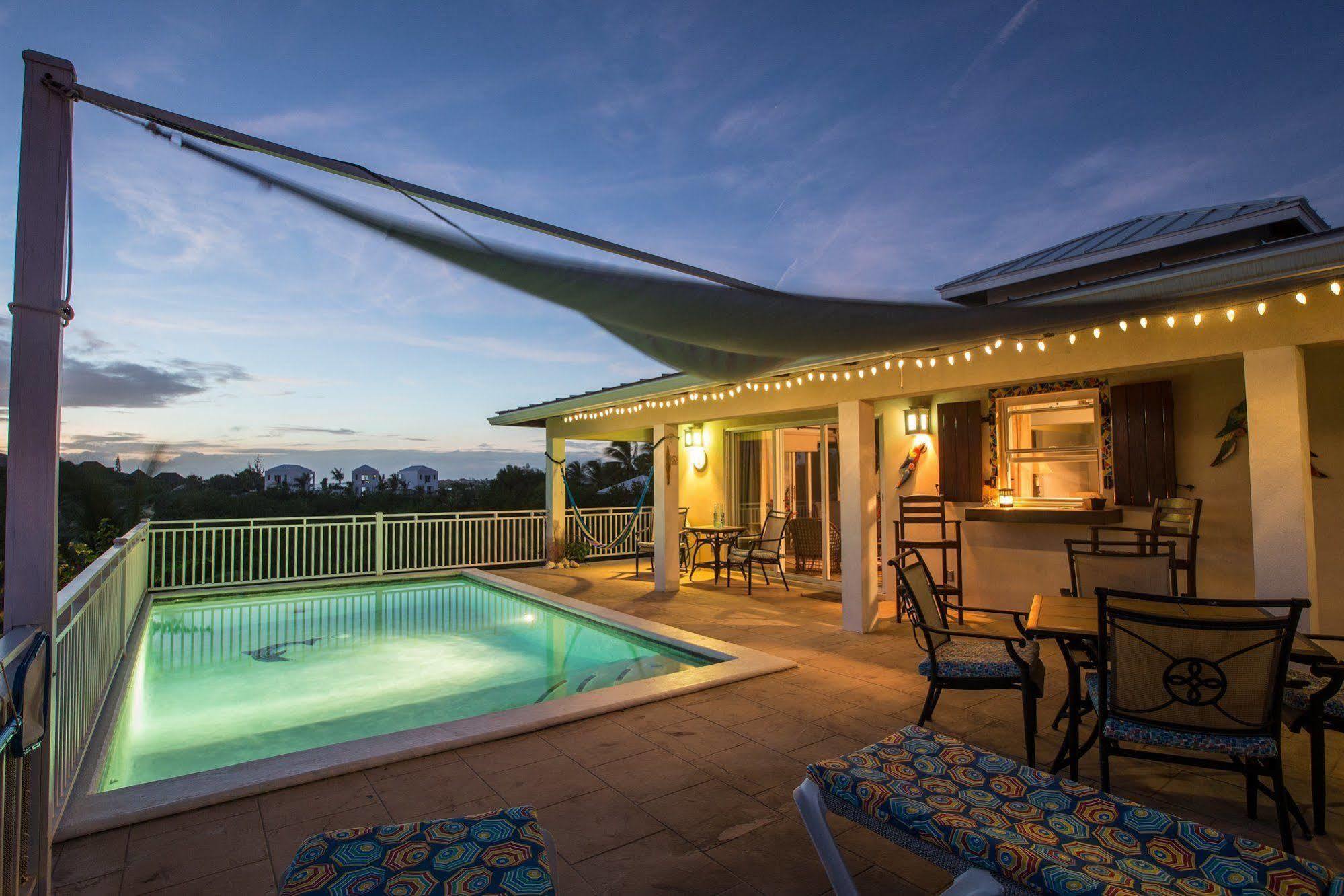 Casa De Isle Hotel Taylor Bay Beach
