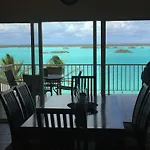 Breezy Palms Villa