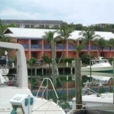Turtle Cove Inn Hotel 2*