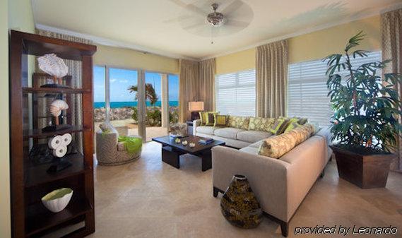 Aparthotel The Venetian On Grace Bay