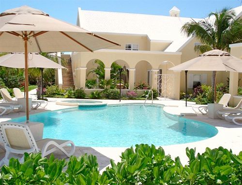 At Windsong On The Reef Hotel 3*