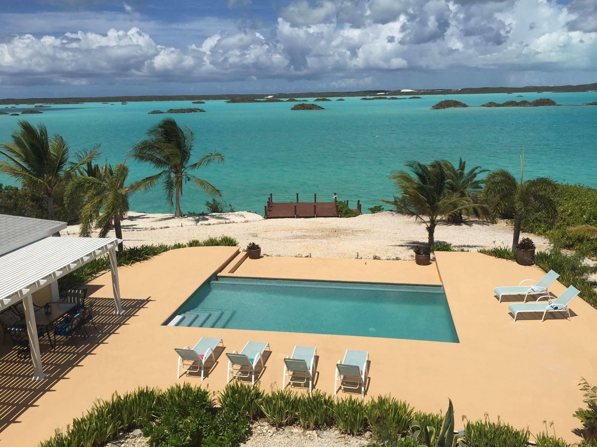 Hotel Breezy Palms 4*